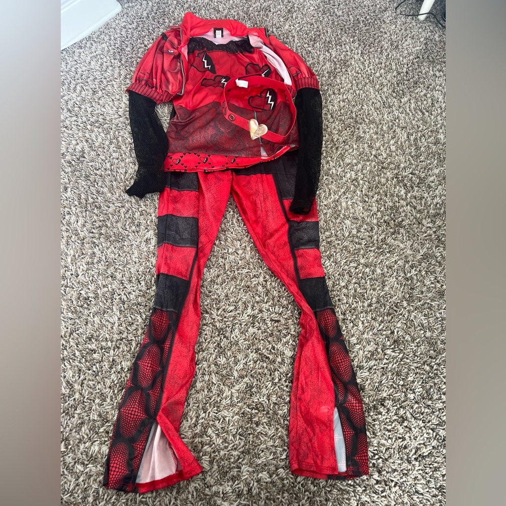 Descendants Red costume
